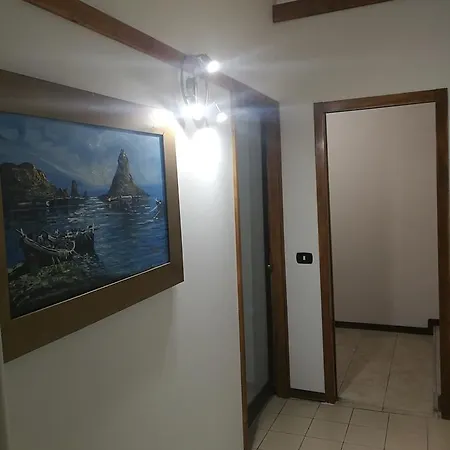 La Casa Di Joseph كاتانيا